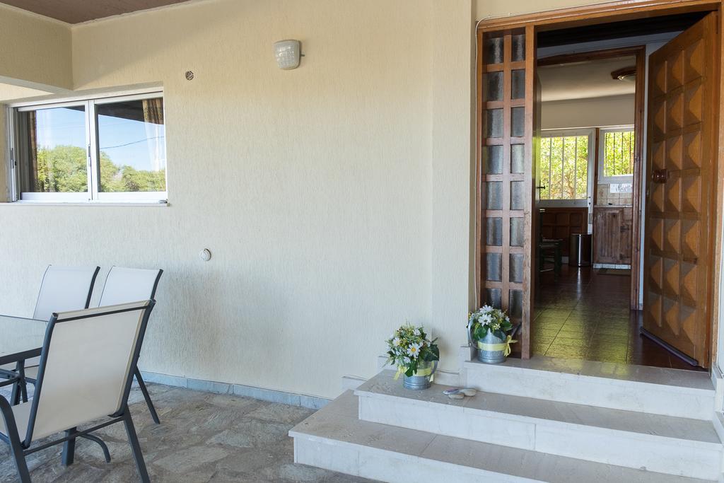 קאטו אלפוחוריון Sunset Beach House מראה חיצוני תמונה